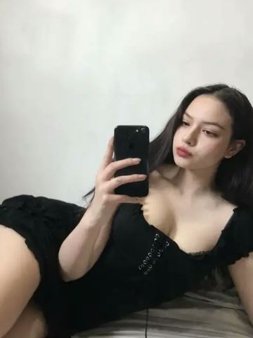 Юна